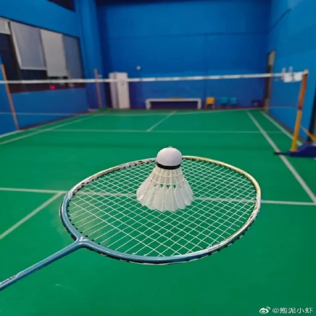 队员赛前热身